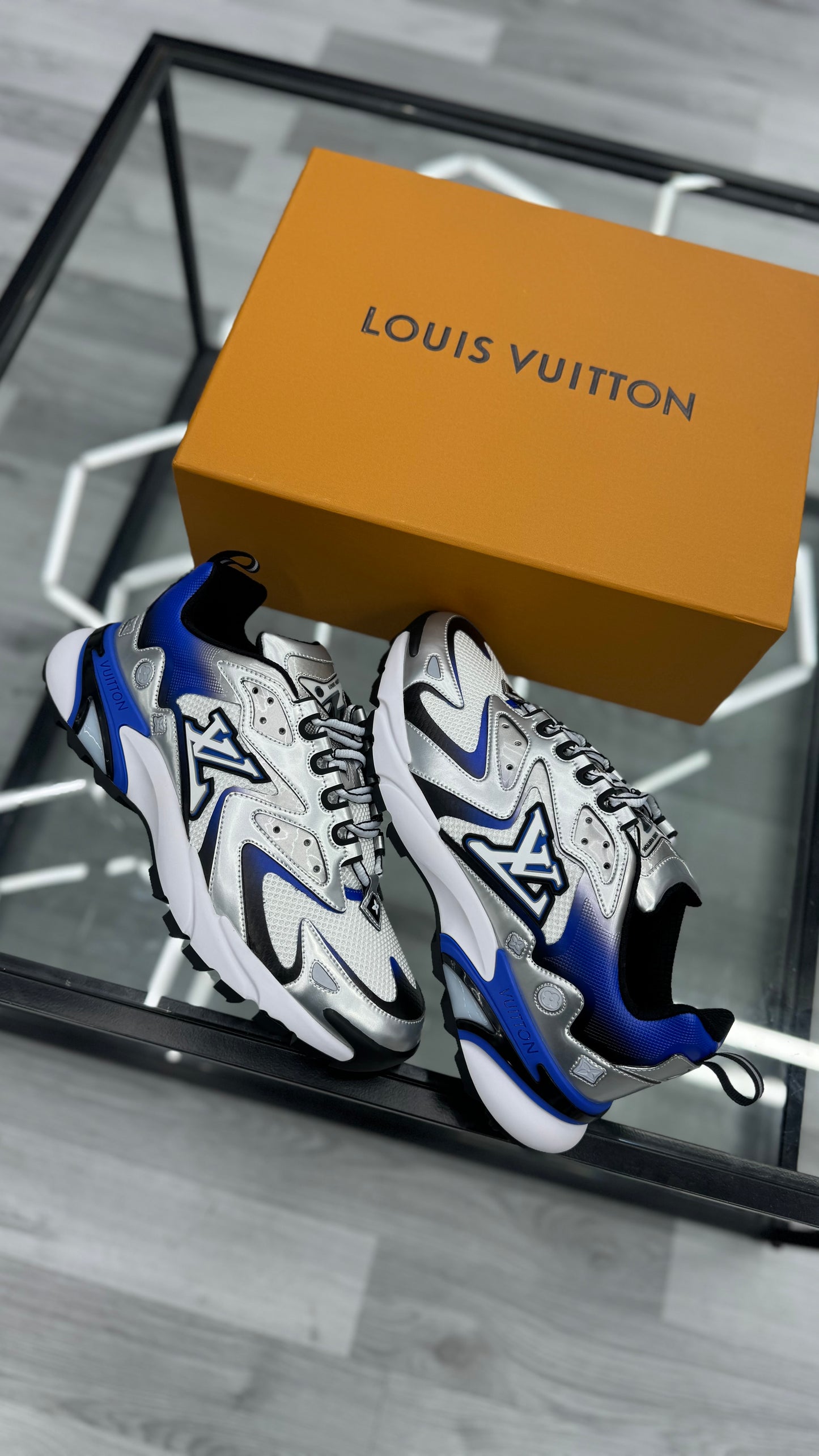 Louis Vuitton Tatic Blue Trainers