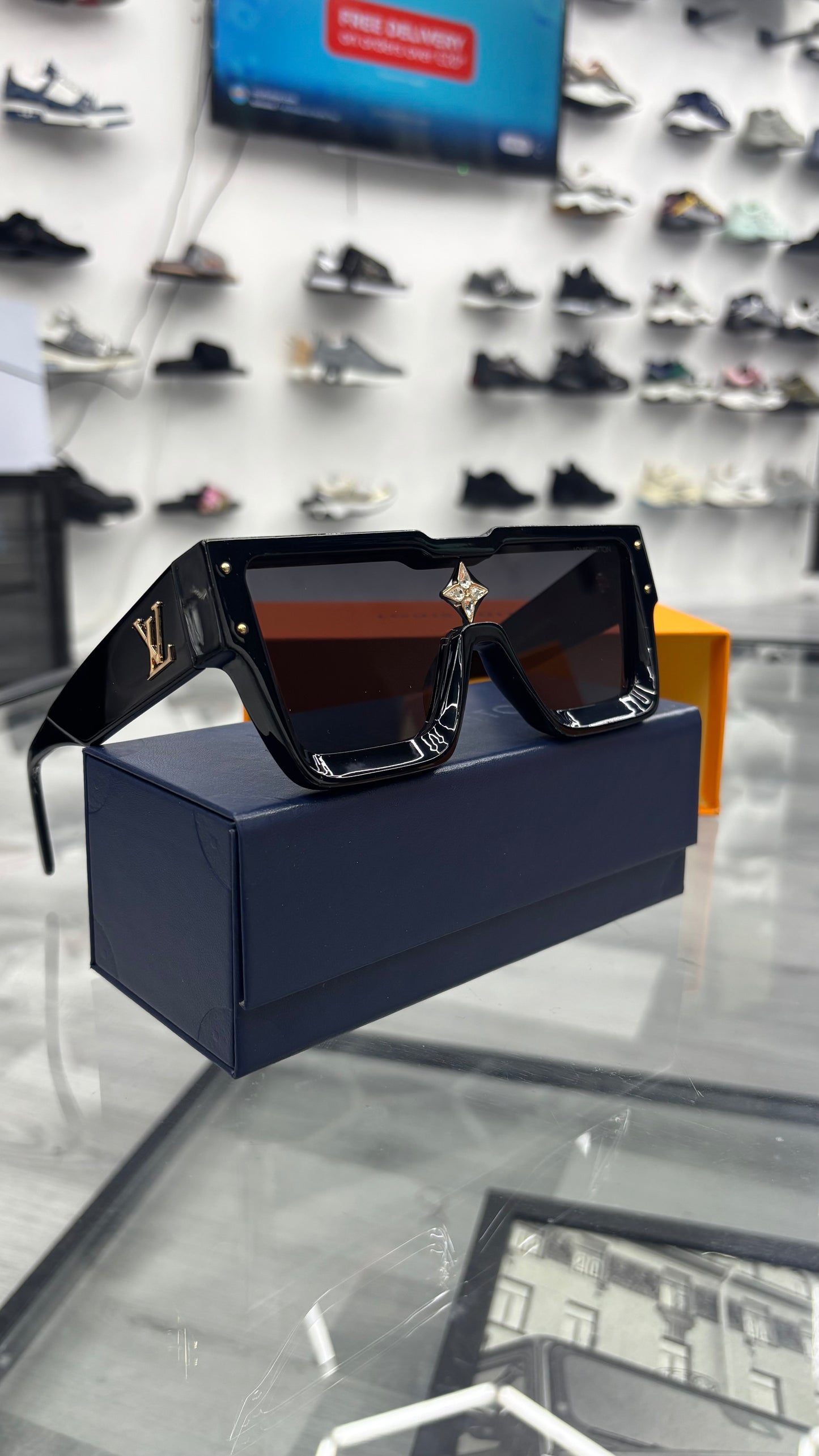 Lv Diamond Monogram Shades