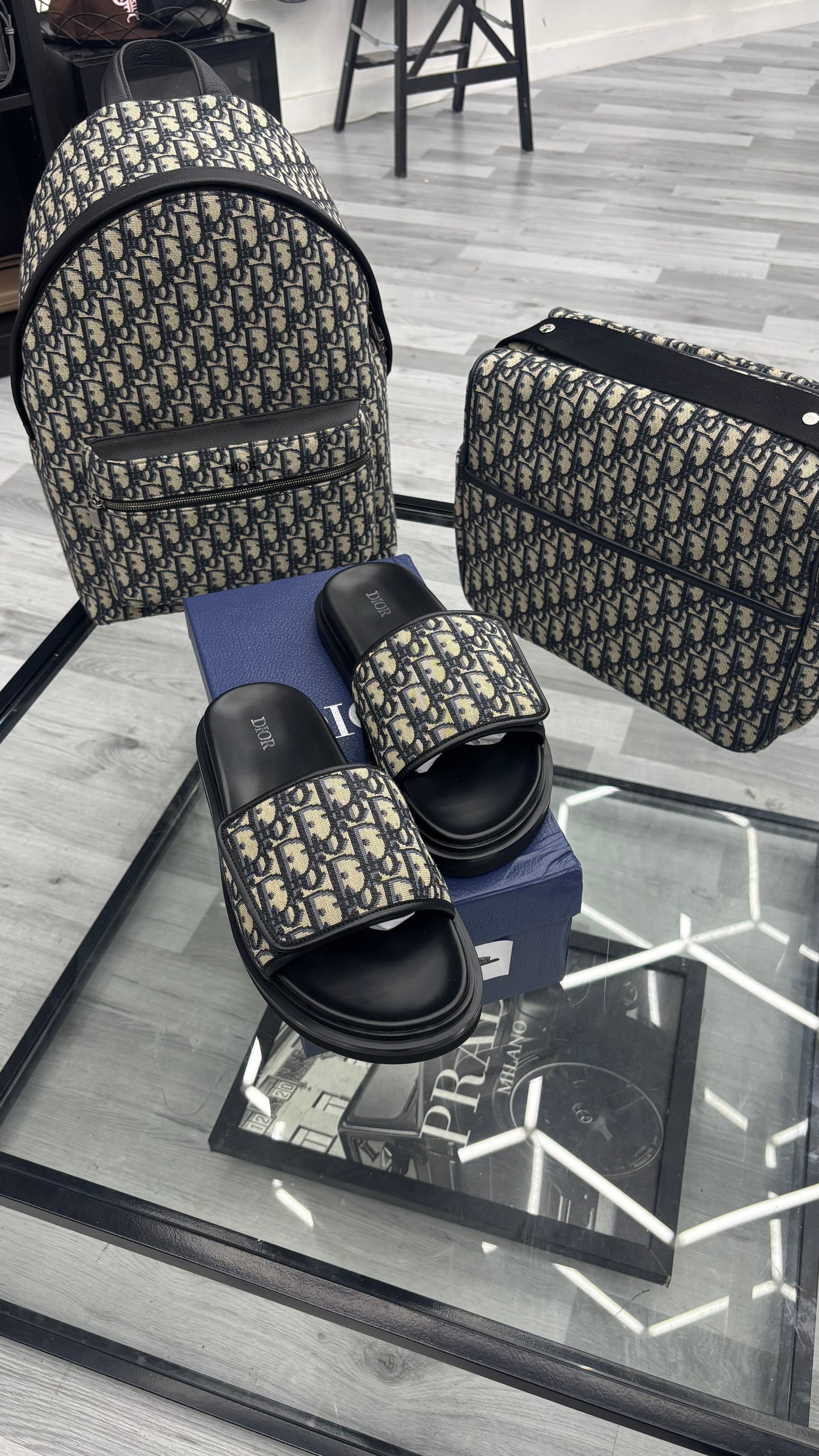 Dior Aqua Sliders Beige