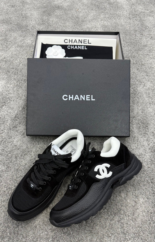 Black White Chanel