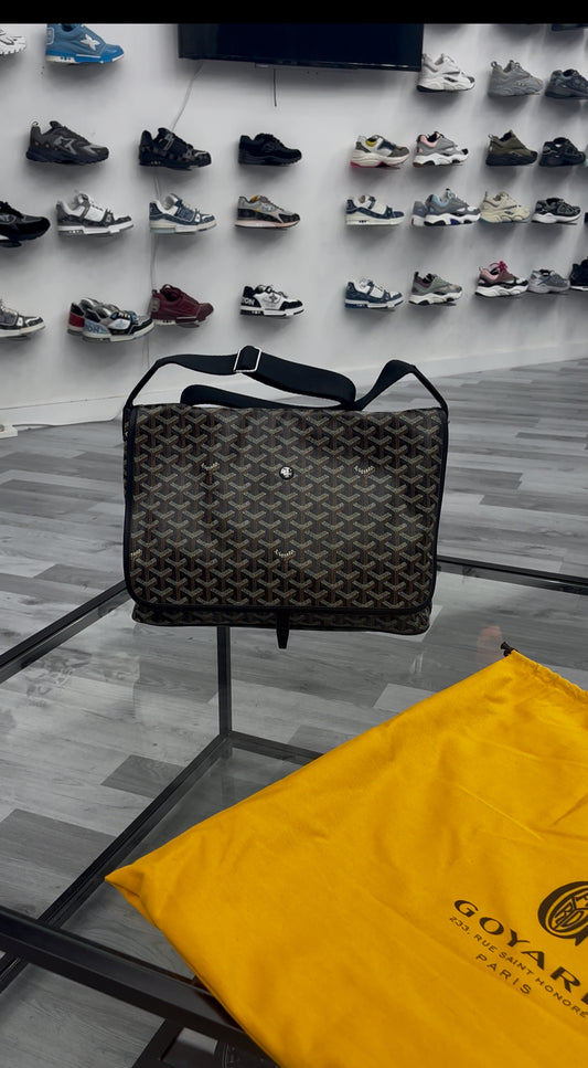 Goyard Capetien Black Messenger Bag