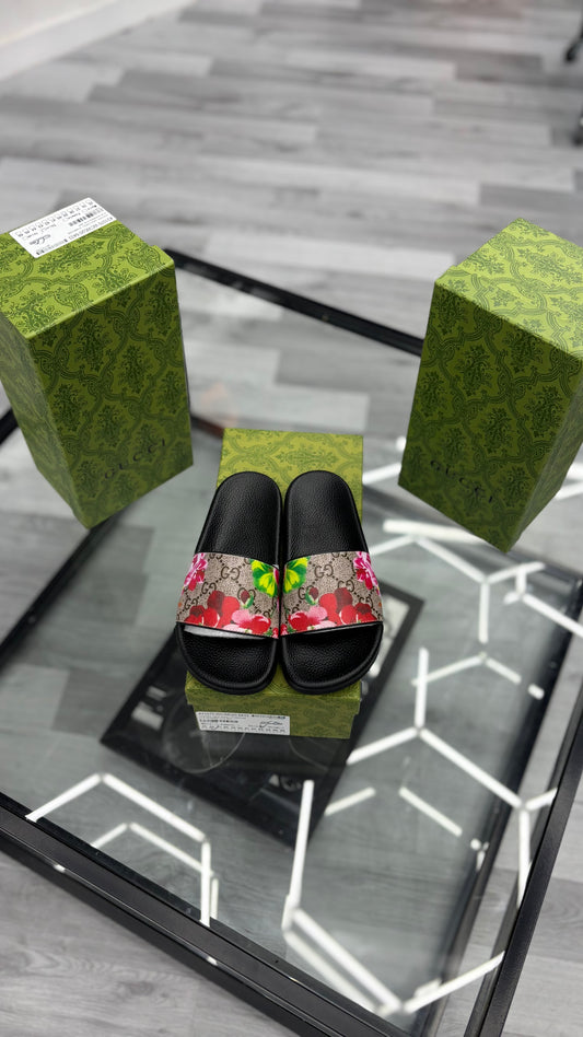 Women’s Gucci Flowers Sandals