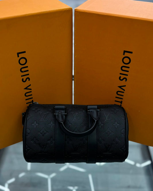 Louis Vuitton Monogram Black Keepall Bandoulière 25 Bag